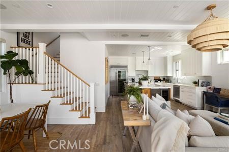 Detail Gallery Image 8 of 65 For 400 40th Street, Newport Beach,  CA 92663 - – Beds | – Baths