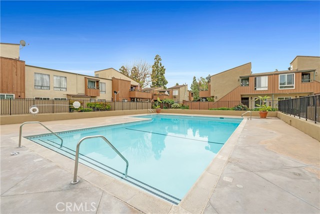 1001 W Stevens W Avenue, Santa Ana CA: https://media.crmls.org/medias/3ed11069-1930-4164-8e8c-bdfaf96082e0.jpg