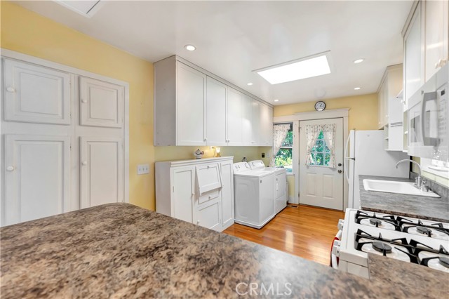 Detail Gallery Image 21 of 33 For 732 Molino, Long Beach,  CA 90804 - 3 Beds | 2 Baths