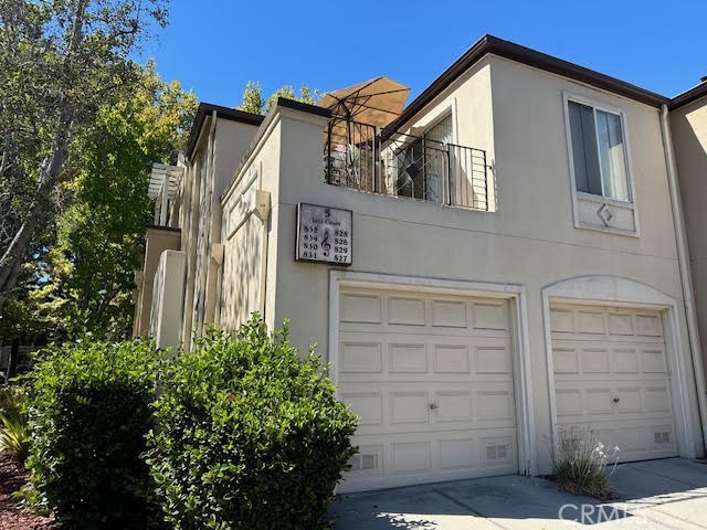 832 Jazz Court