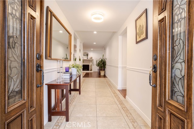 1689 Wade Circle photo 3