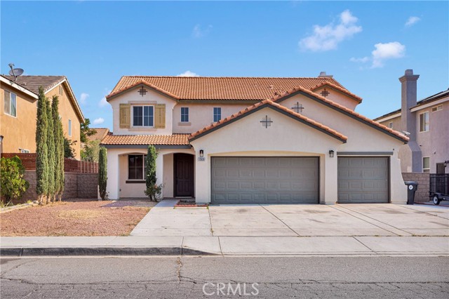 Detail Gallery Image 1 of 51 For 12626 Luna Rd, Victorville,  CA 92392 - 5 Beds | 3/1 Baths