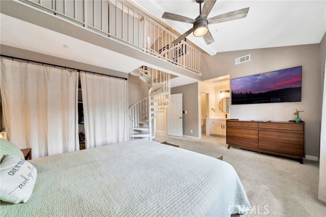 17601 Newland Street, Huntington Beach CA: https://media.crmls.org/medias/3ed3f2ab-c07b-48e9-948d-161cbc94ad55.jpg