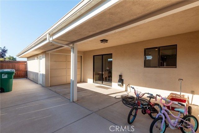 1216 Shady Glen Court, Santa Maria CA: https://media.crmls.org/medias/3ed435bb-c943-4978-b0ae-2ba5f4780653.jpg
