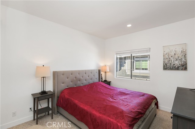 Detail Gallery Image 31 of 51 For 2421 E 16th #1,  Newport Beach,  CA 92663 - 4 Beds | 2/1 Baths