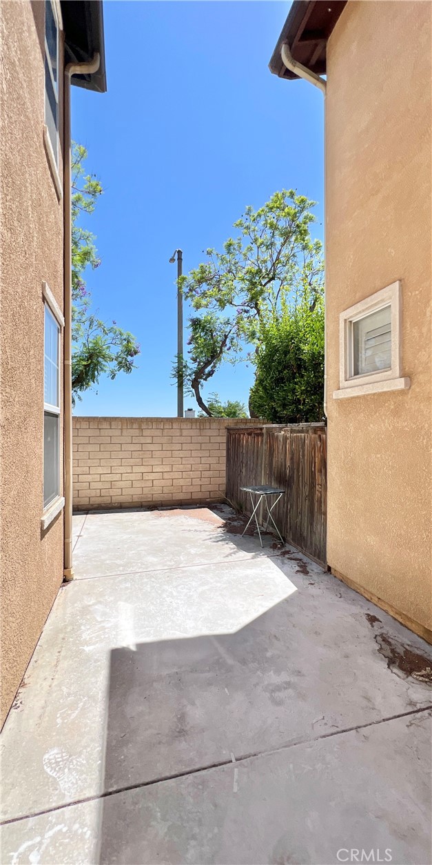 Detail Gallery Image 4 of 26 For 6847 Cosmos St, Chino,  CA 91710 - 3 Beds | 2/1 Baths