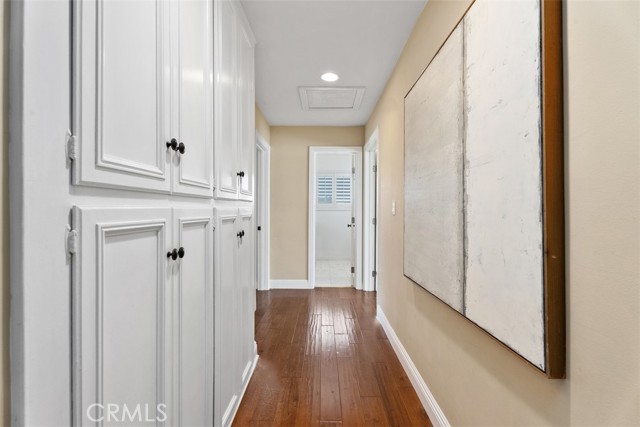 Detail Gallery Image 17 of 33 For 3831 Wisteria St, Seal Beach,  CA 90740 - 4 Beds | 3 Baths