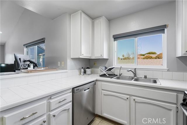 Detail Gallery Image 5 of 23 For 12982 Sycamore Village, Norwalk,  CA 90650 - 2 Beds | 2 Baths