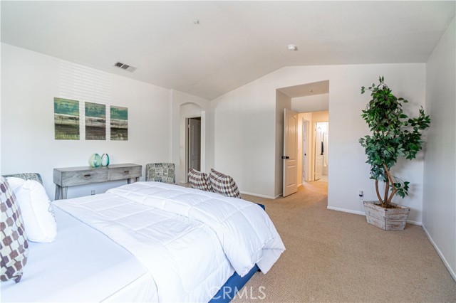 Detail Gallery Image 9 of 39 For 700 Festivo St, Oxnard,  CA 93030 - 4 Beds | 2/1 Baths