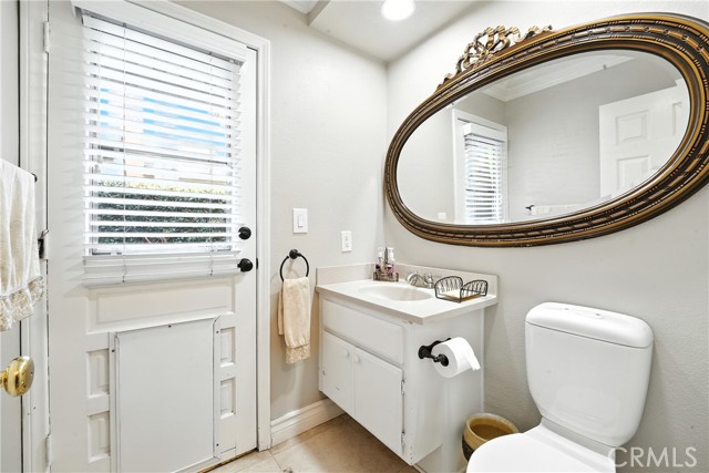 3581 Hillsdale Ranch Road, Chino Hills CA: https://media.crmls.org/medias/3ed64156-6051-4977-85b6-085947b11a33.jpg