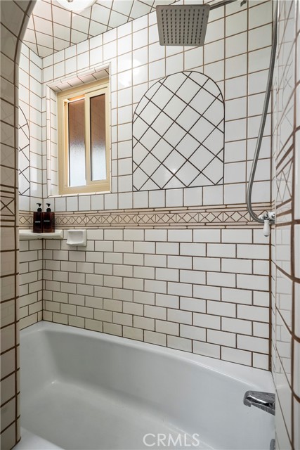 Detail Gallery Image 32 of 38 For 9150 10th Ave, Hesperia,  CA 92345 - 6 Beds | 3 Baths