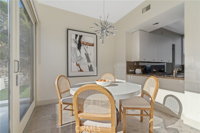 Detail Gallery Image 17 of 27 For 1436 Summitridge Dr, Beverly Hills,  CA 90210 - 4 Beds | 5/1 Baths