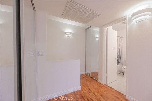 Detail Gallery Image 20 of 54 For 121 Sinclair Ave #207,  Glendale,  CA 91206 - 2 Beds | 2 Baths