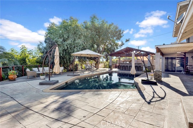 Detail Gallery Image 19 of 28 For 1706 E Retford, Covina,  CA 91724 - 3 Beds | 3 Baths