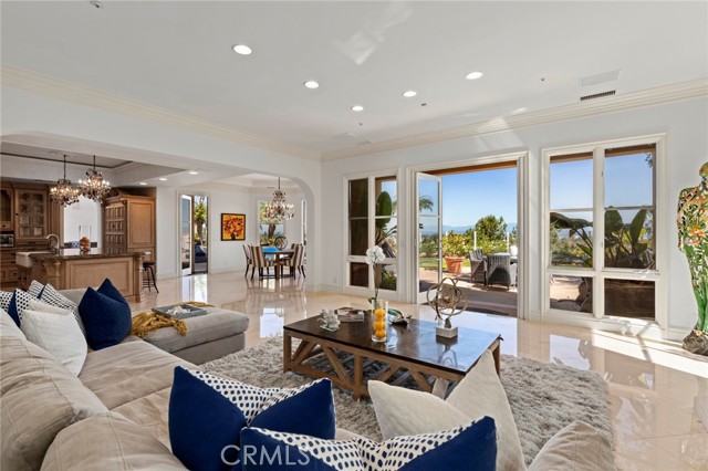 Detail Gallery Image 11 of 30 For 7 Seahaven, Newport Coast,  CA 92657 - 4 Beds | 4/2 Baths