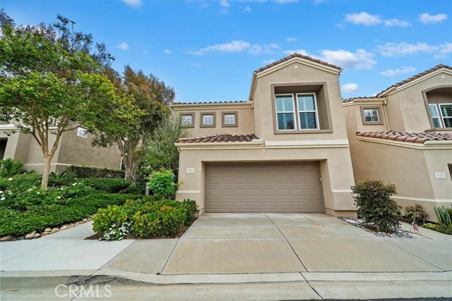 MLS: IV25091718 Condo For Sale