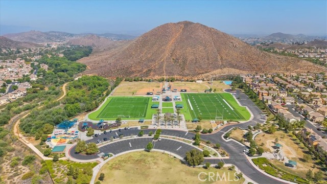 32059 Poppy Way, Lake Elsinore CA: https://media.crmls.org/medias/3ed94da1-b1fc-4d7c-b25f-927749b16420.jpg