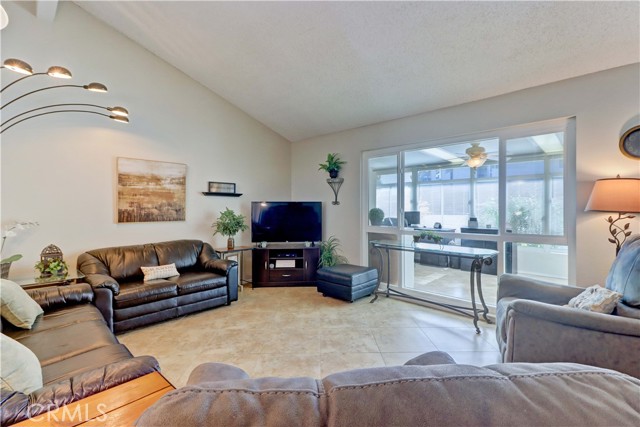 Detail Gallery Image 13 of 40 For 2273 via Mariposa #C,  Laguna Woods,  CA 92637 - 2 Beds | 2 Baths