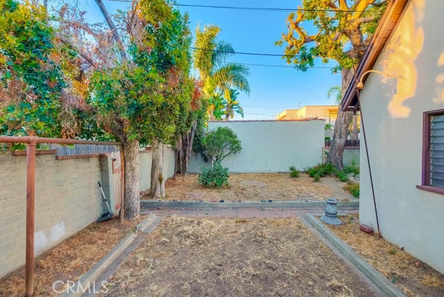 3727 Gundry Avenue, Long Beach, California 90807, 2 Bedrooms Bedrooms, ,1 BathroomBathrooms,Single Family Residence,For Sale,Gundry,PW24219630