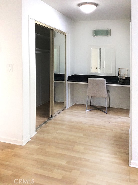 Detail Gallery Image 17 of 24 For 811 6th St #305,  Santa Monica,  CA 90403 - 3 Beds | 2 Baths