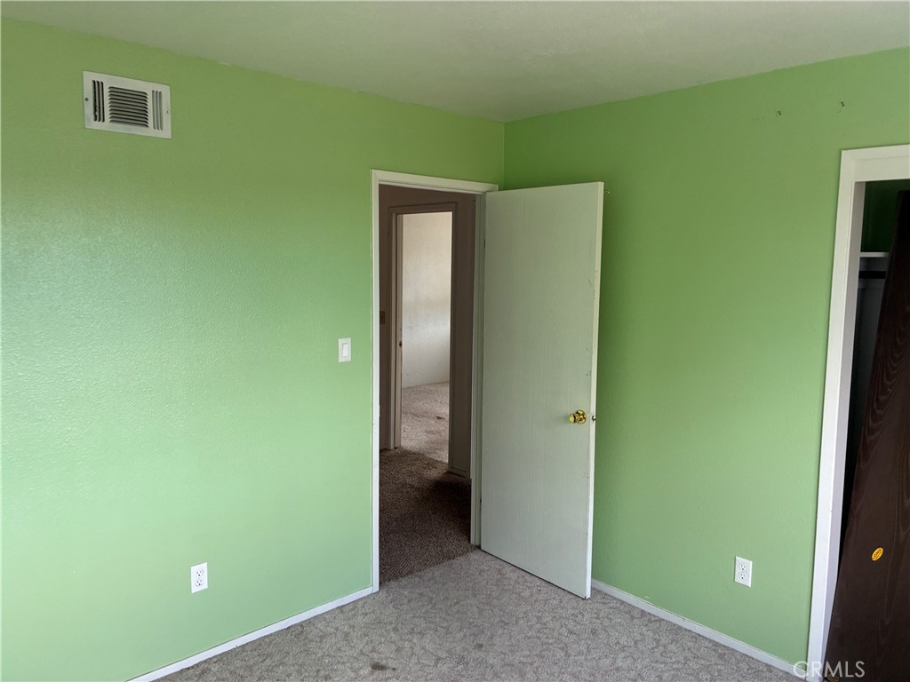 https://media.crmls.org/medias/3edc2e45-8cda-4e36-97e7-33a8ec2d45f6.jpg?preset=X-Large