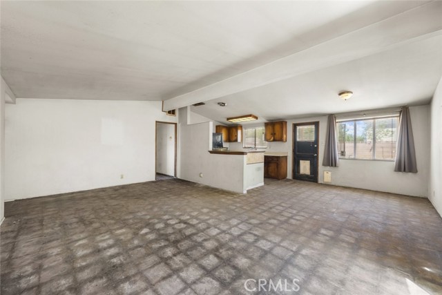 Detail Gallery Image 9 of 36 For 38434 Pond Ave, Palmdale,  CA 93550 - 4 Beds | 2 Baths