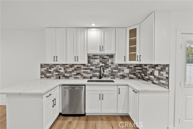 13817 Bromwich Street, Arleta CA: https://media.crmls.org/medias/3edda245-f676-4c4f-9d18-3e4efe7a6dad.jpg