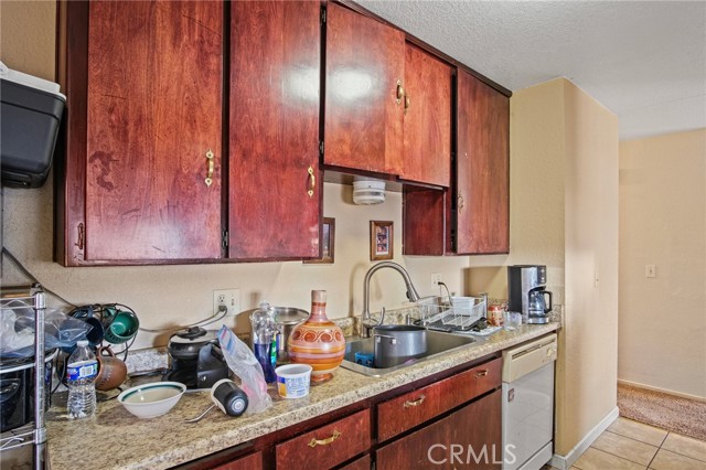 Detail Gallery Image 11 of 25 For 7132 Tokay Cir, Winton,  CA 95388 - 3 Beds | 2 Baths