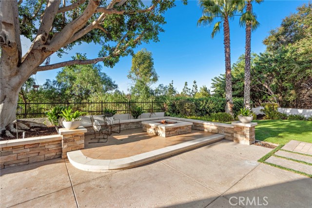 Detail Gallery Image 5 of 65 For 26251 La Morada Cir, Mission Viejo,  CA 92691 - 5 Beds | 3/2 Baths