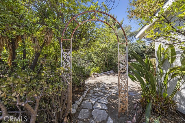 Detail Gallery Image 38 of 53 For 2272 Colmena St, La Canada Flintridge,  CA 91011 - 4 Beds | 2 Baths