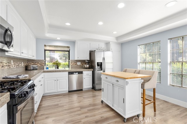 Detail Gallery Image 6 of 27 For 7 Onyx, Irvine,  CA 92614 - 2 Beds | 2 Baths