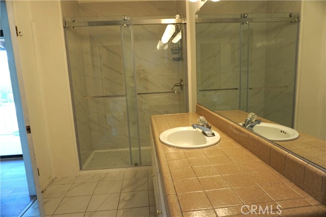 Detail Gallery Image 21 of 32 For 13510 Hidden Valley Rd, Victorville,  CA 92395 - 3 Beds | 3 Baths