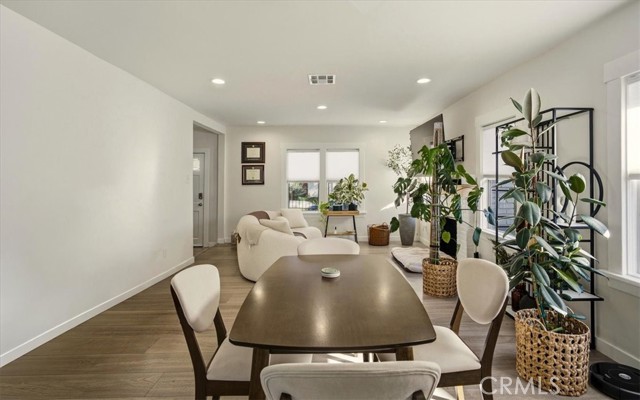 Detail Gallery Image 12 of 34 For 1395 Sunset, Pasadena,  CA 91103 - 2 Beds | 2 Baths