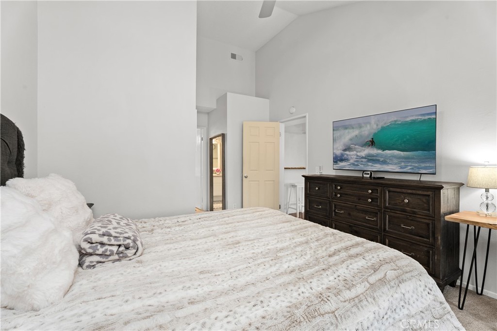 MLS #OC25280955 image #24