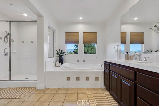 Detail Gallery Image 44 of 70 For 10641 Lost Trail Ave, Shadow Hills,  CA 91040 - 4 Beds | 3/1 Baths