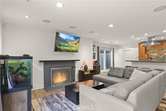 Detail Gallery Image 7 of 36 For 515 Traverse Dr, Costa Mesa,  CA 92626 - 4 Beds | 3 Baths