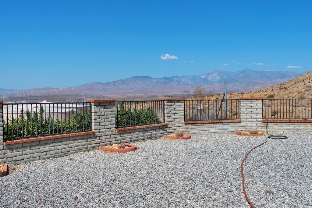 Detail Gallery Image 23 of 40 For 12025 Highland Ave, Desert Hot Springs,  CA 92240 - 4 Beds | 2 Baths