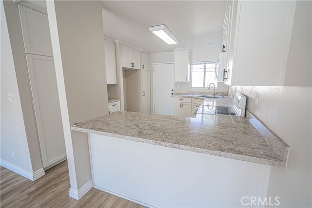 Detail Gallery Image 10 of 59 For 24430 Nicklaus Dr #L2,  Valencia,  CA 91355 - 3 Beds | 3 Baths