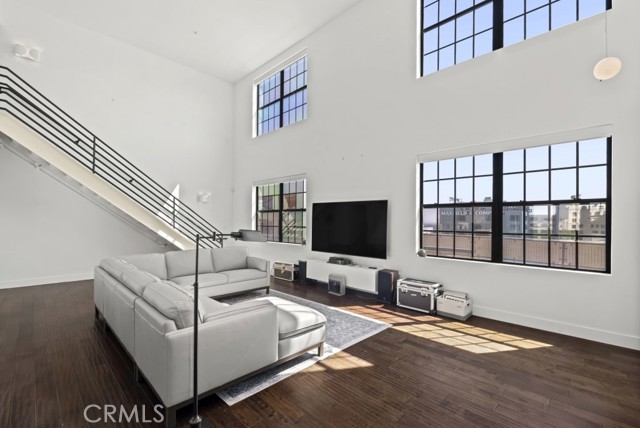 Detail Gallery Image 46 of 52 For 746 S Los Angeles St #1201,  Los Angeles,  CA 90014 - 2 Beds | 3 Baths