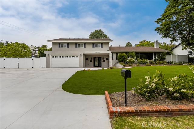 19201 Barrett Lane, North Tustin CA: https://media.crmls.org/medias/3ee4f197-f8d5-4227-86b1-45b6c1cc59d2.jpg