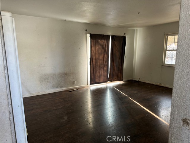 Detail Gallery Image 3 of 18 For 1780 W 8th St, Merced,  CA 95341 - 3 Beds | 1 Baths