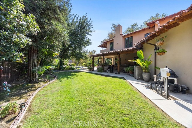 Detail Gallery Image 18 of 75 For 14025 Yokuts, Bakersfield,  CA 93306 - 4 Beds | 5 Baths