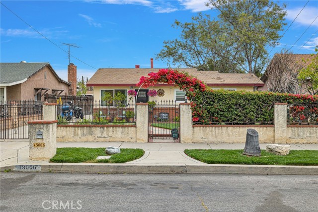 Detail Gallery Image 4 of 40 For 13006 Goleta St, Pacoima,  CA 91331 - 3 Beds | 1 Baths