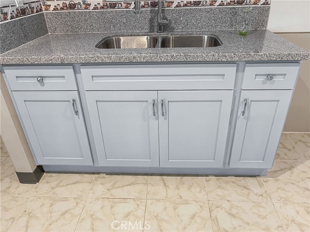 Detail Gallery Image 32 of 40 For 1220 W 92nd St, Los Angeles,  CA 90044 - 4 Beds | 2 Baths