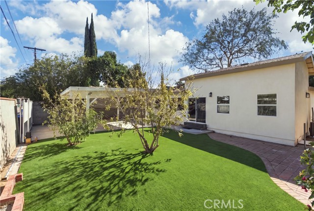 18745 Sunburst Street photo 35