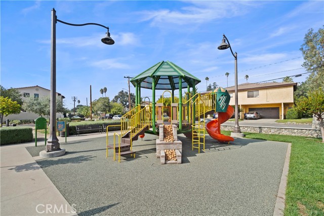 Detail Gallery Image 29 of 30 For 1672 3rd Street, Duarte,  CA 91010 - 3 Beds | 2/1 Baths