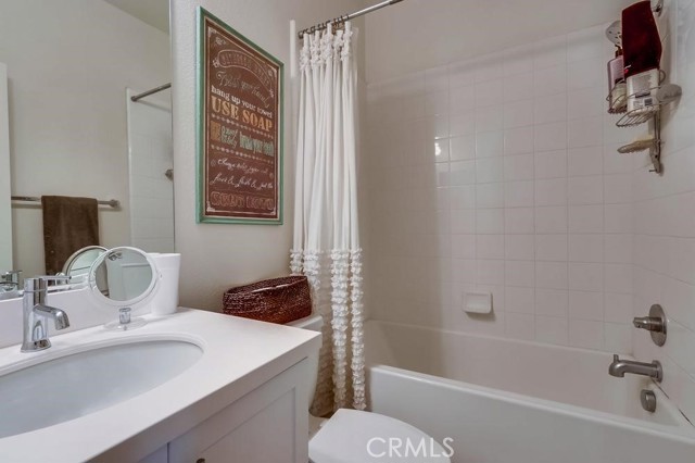 97 Adelfa Street, Rancho Mission Viejo CA: https://media.crmls.org/medias/3ee7cc88-bcbb-444a-be80-331837938f47.jpg