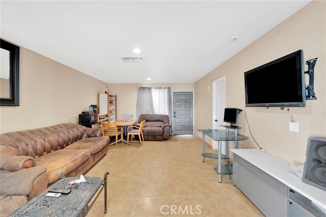 Detail Gallery Image 19 of 22 For 28571 Wild, Helendale,  CA 92342 - 2 Beds | 1 Baths