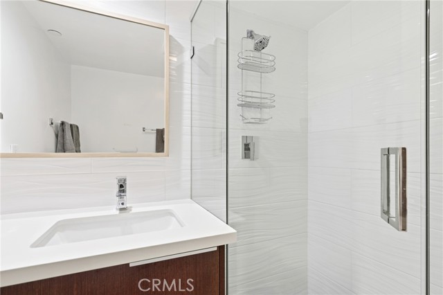 Detail Gallery Image 30 of 66 For 410 Corto Ln #E,  San Clemente,  CA 92672 - 2 Beds | 3 Baths