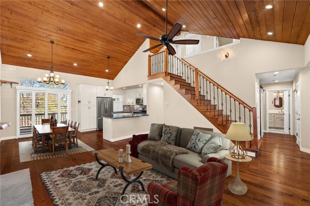 Detail Gallery Image 9 of 45 For 1158 Klondike, Lake Arrowhead,  CA 92352 - 4 Beds | 2/1 Baths